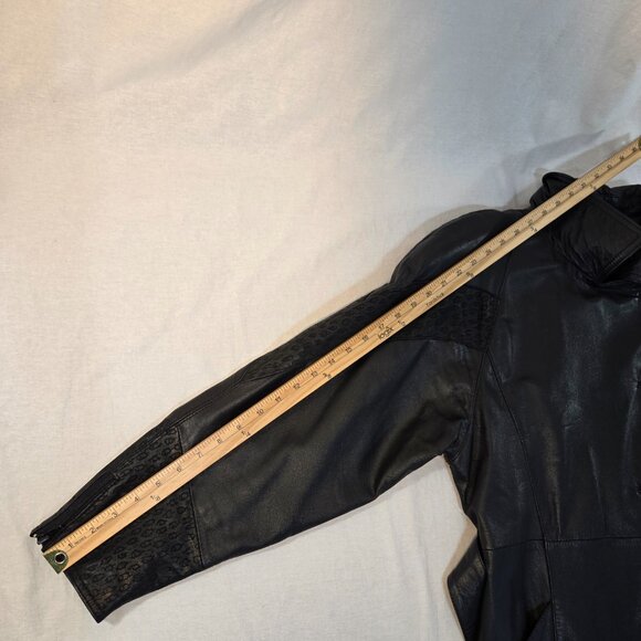 G-III Whimsigoth Grunge Fairy Mystery Black Leather Trench Coat Size M LIKE NEW! - Picture 14 of 16